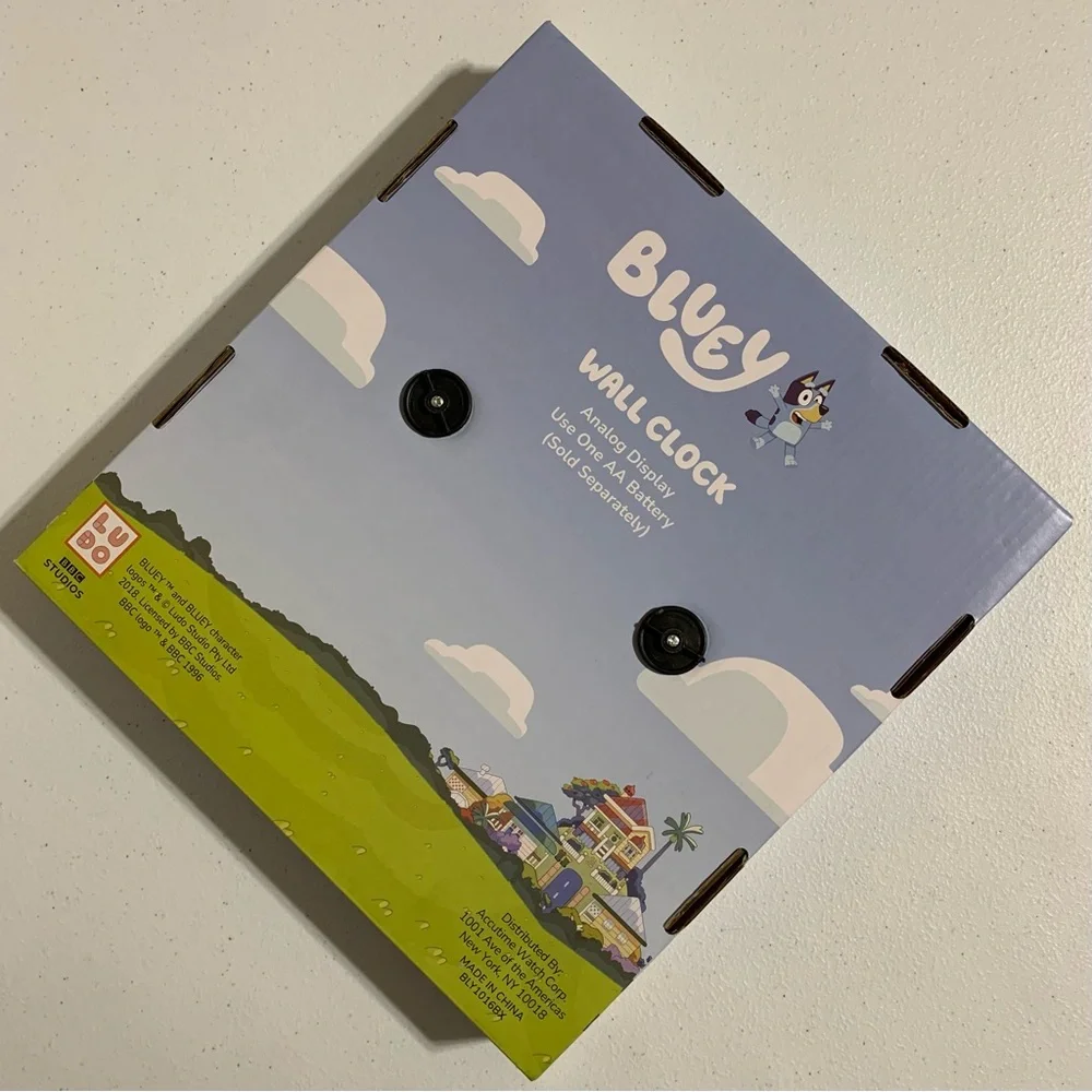 Bluey and Bingo Analog Wall Clock-New in Box